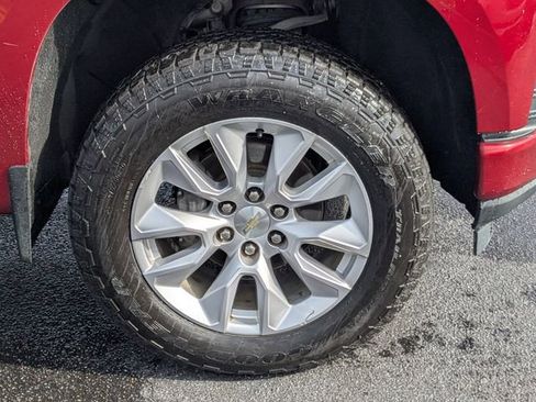 Used 2019 Chevrolet Silverado 1500 RST image 12