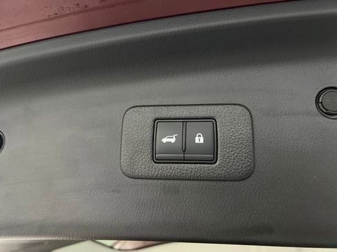 Used 2024 Nissan Armada Platinum w/ Captain's Chairs Package image 48