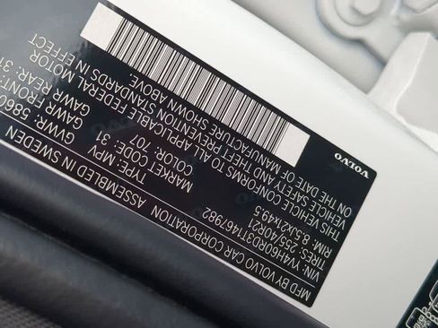 New 2026 Volvo XC60 T8 Ultra w/ Protection Package Premier AWD/4WD image 34