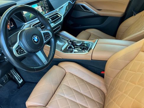 Used 2023 BMW X6 M50i w/ Parking Assistance Package image 4