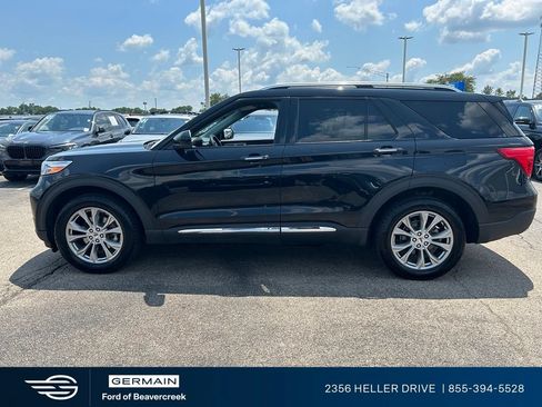 Used 2024 Ford Explorer Limited AWD/4WD image 5
