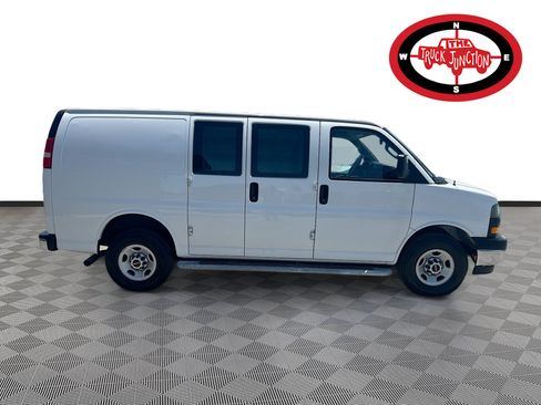 Used 2023 GMC Savana 2500 w/ Driver Convenience Package RWD image 8