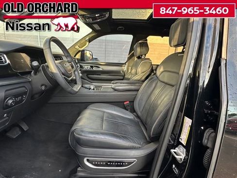 Used 2023 Jeep Grand Wagoneer Series II image 12