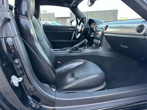 Used 2012 MAZDA MX-5 Miata Grand Touring w/ Premium Pkg image 27