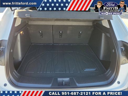 Used 2024 Chevrolet Trax LT w/ Sunroof Package image 17