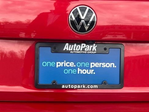 Used 2023 Volkswagen Jetta SE FWD image 37