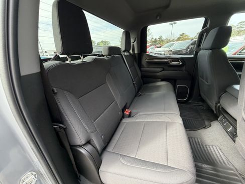 Used 2024 Chevrolet Silverado 1500 LT image 18