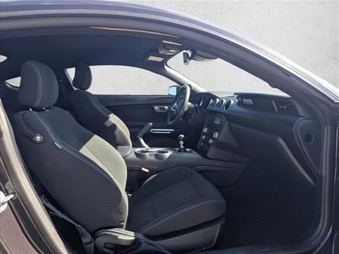 Used 2022 Ford Mustang Coupe image 16