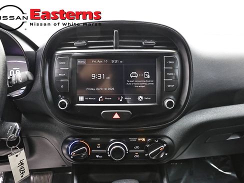 Used 2024 Kia Soul LX w/ Option Group 015 FWD image 12