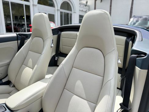 Used 2017 Porsche 911 Carrera 4S image 26