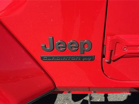 Used 2021 Jeep Gladiator Sport w/ Quick Order Package 24Q 80Th image 6