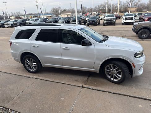 Used 2024 Dodge Durango GT image 4