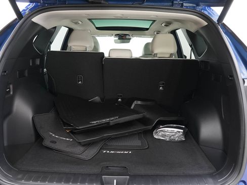 Certified 2024 Hyundai Tucson Limited AWD/4WD image 9