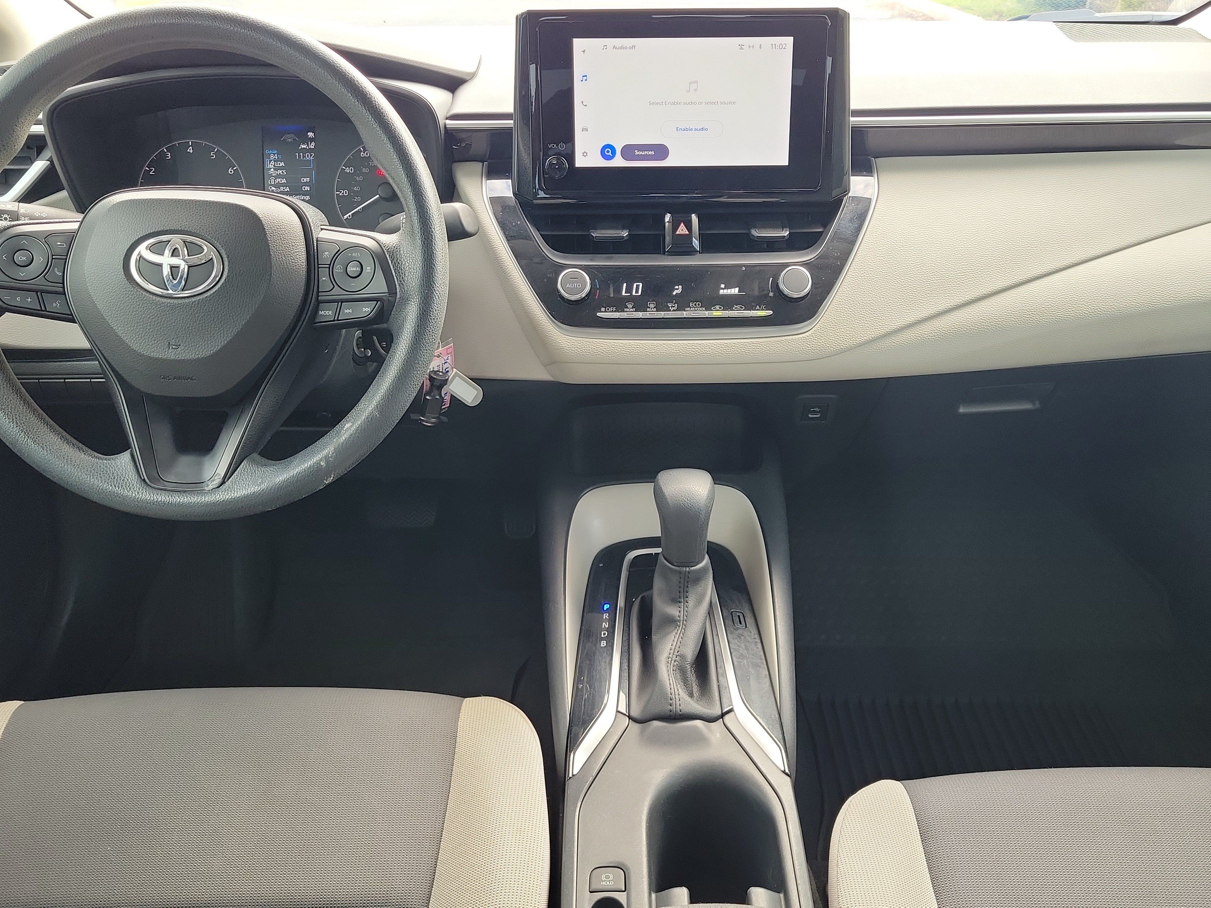 Used 2023 Toyota Corolla LE FWD image 17