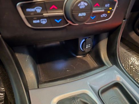 Used 2023 Dodge Charger Scat Pack RWD image 34