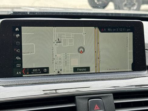 Used 2018 BMW 330e w/ Convenience Package image 19