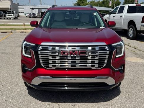 Used 2026 GMC Terrain Denali AWD/4WD image 2