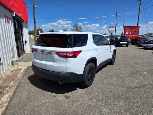 Used 2020 Chevrolet Traverse LS AWD/4WD image 3