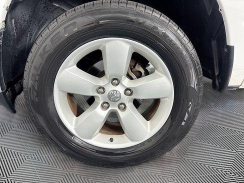 Used 2021 RAM 1500 Tradesman w/ Tradesman SXT Package RWD image 29