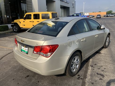 Used 2016 Chevrolet Cruze LT FWD image 7