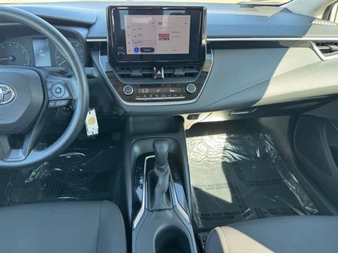 Certified 2023 Toyota Corolla LE image 2