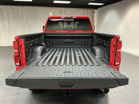 New 2026 Chevrolet Silverado 2500 ZR2 AWD/4WD image 32