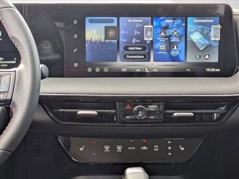 New 2026 Nissan Kicks SR image 11