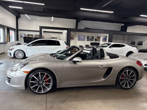 Used 2013 Porsche Boxster S RWD image 5
