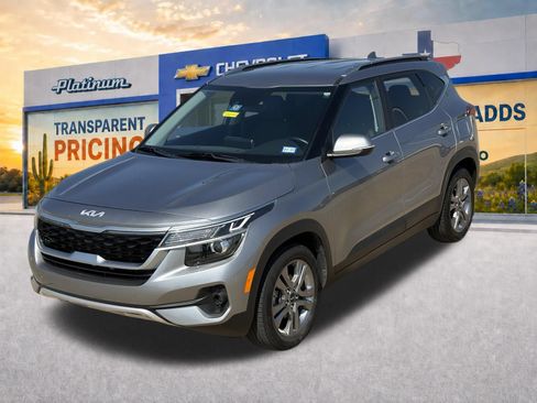 Used 2022 Kia Seltos S FWD image 13