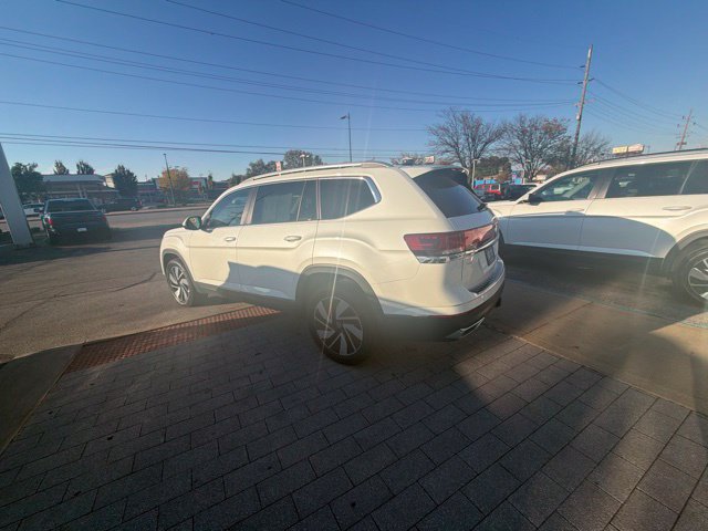 Used 2024 Volkswagen Atlas SEL AWD/4WD image 13