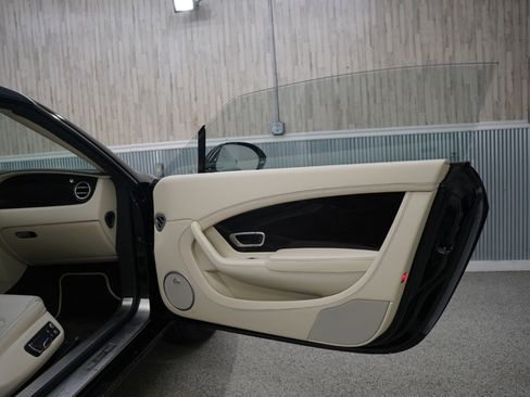 Used 2014 Bentley Continental GT Speed image 40
