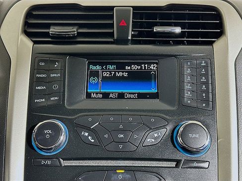 Used 2013 Ford Fusion SE image 16