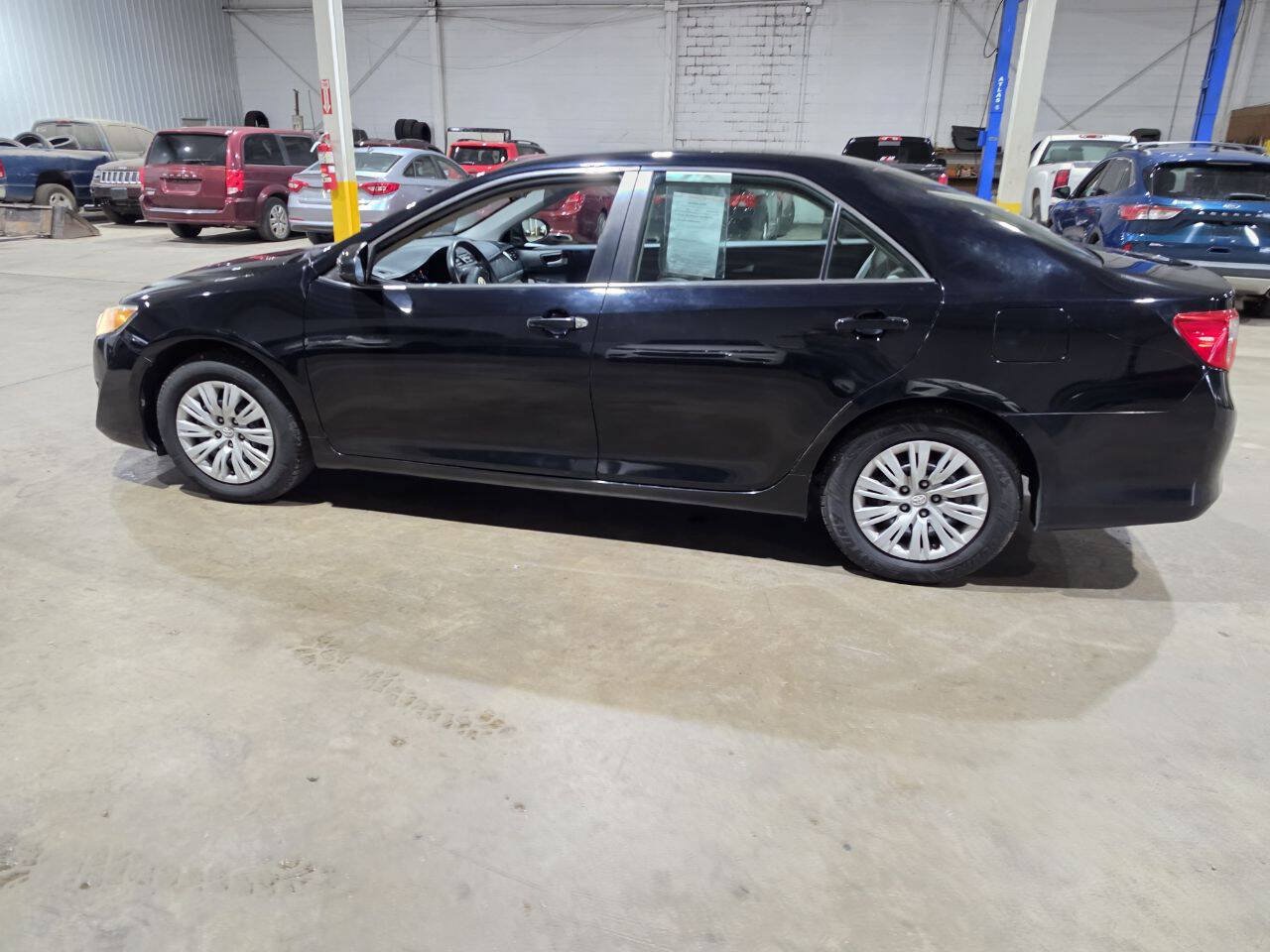 Used 2013 Toyota Camry FWD image 5