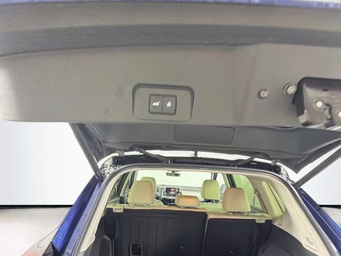 Used 2023 Nissan Rogue SL AWD/4WD image 28