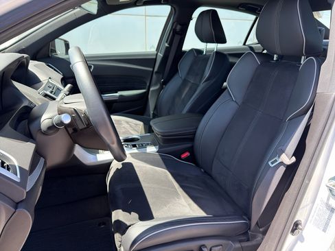 Certified 2019 Acura TLX V6 w/ Technology & A-SPEC Pkg AWD/4WD image 10