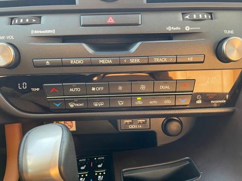 Used 2022 Lexus RX 350 FWD w/ Premium Package image 4
