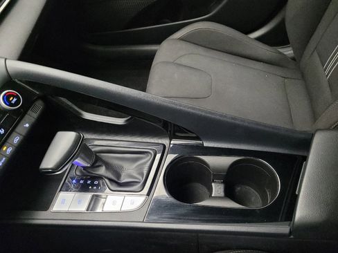 Used 2022 Hyundai Elantra SEL w/ Convenience Package image 26