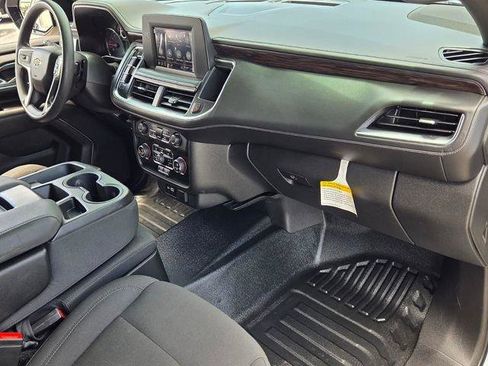 Used 2023 Chevrolet Tahoe 2WD w/ Remote Keyless Entry Package image 21