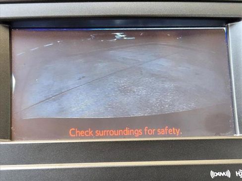 Used 2012 Toyota Prius V Five FWD image 14