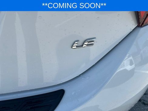 Used 2016 Toyota Corolla LE FWD image 17