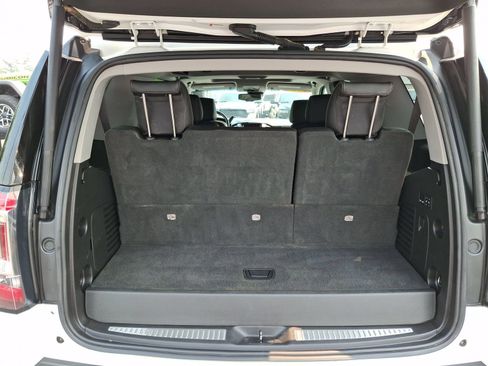 Used 2019 GMC Yukon Denali AWD/4WD image 16