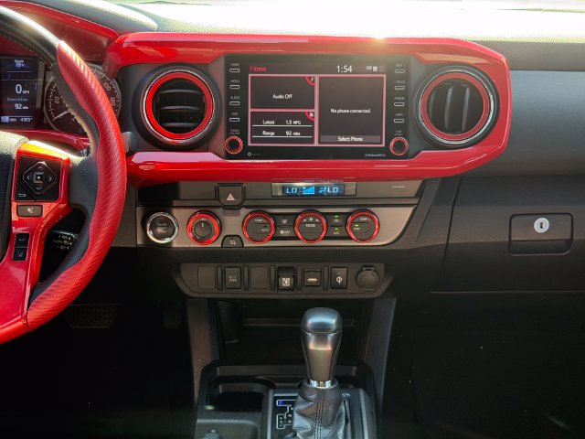 Used 2021 Toyota Tacoma TRD Off-Road AWD/4WD image 21