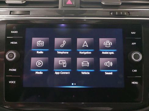 Used 2022 Volkswagen Tiguan SEL R-Line image 22