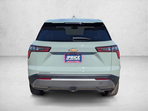 New 2026 Chevrolet Equinox LT image 6