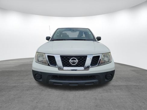 Used 2019 Nissan Frontier S image 2