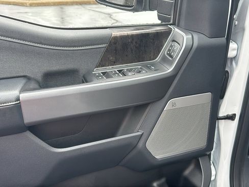 Used 2024 Ford F250 Lariat w/ Lariat Ultimate Package image 16