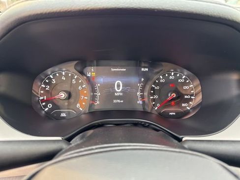 Used 2024 Jeep Compass Limited image 13