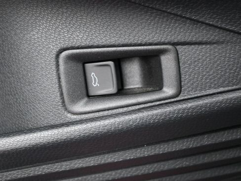 Used 2022 Volkswagen ID.4 Pro S image 24