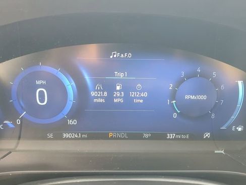 Used 2022 Ford Escape SEL w/ Technology Package image 21