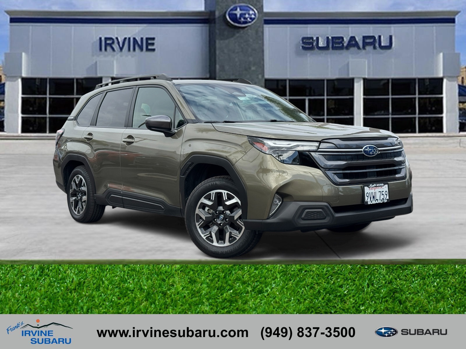 Certified 2025 Subaru Forester Premium AWD/4WD image 1